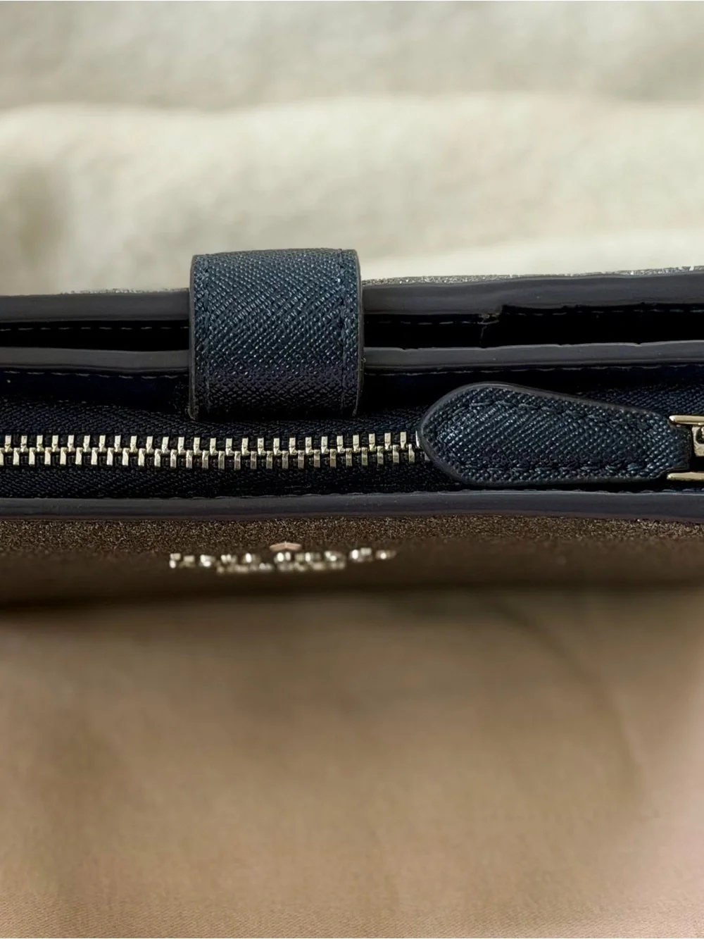 Kate Spade Shimmy Glitter Medium Compact Bifold Wallet Grizzly Grey / Navy Blue